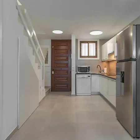 Apartment Lovely House In Playa De La Americas